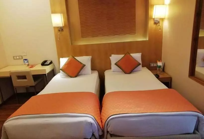 Fotos del hotel Citrus Classic Bangalore By Othpl:  17