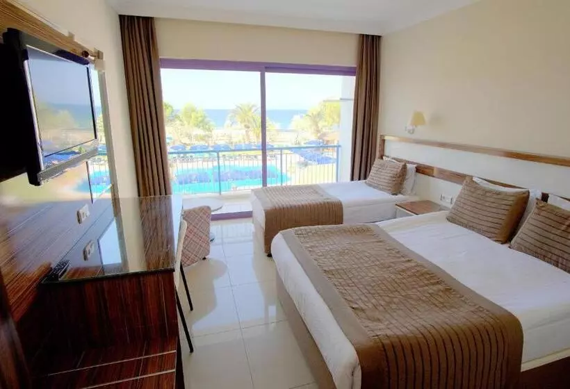 Fotos del hotel Le Monde Beach Resort & Spa:  14