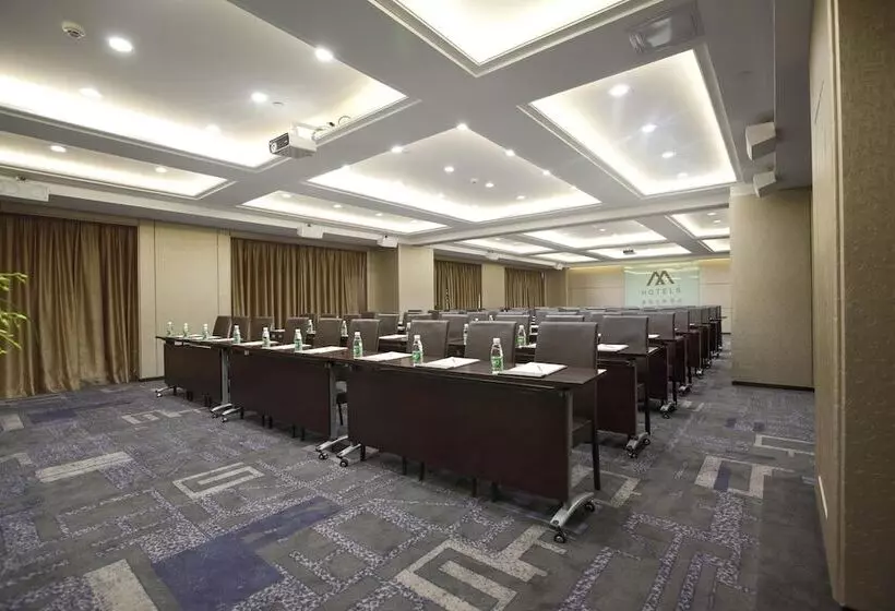 Fotos del hotel Modern Classic:  11