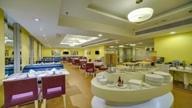 Fotos del hotel Sarovar Portico Naraina,:  14