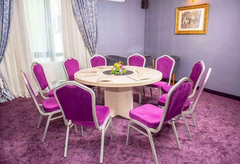 Fotos del hotel Savoy:  9