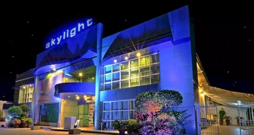 Fotos del hotel Reddoorz Plus Near Mendoza Park:  4