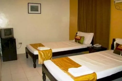 Fotos del hotel Reddoorz Plus Near Mendoza Park:  16