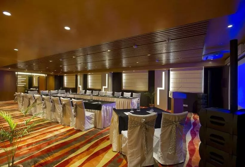 Fotos del hotel The Fern Residency  Chandigarh:  23