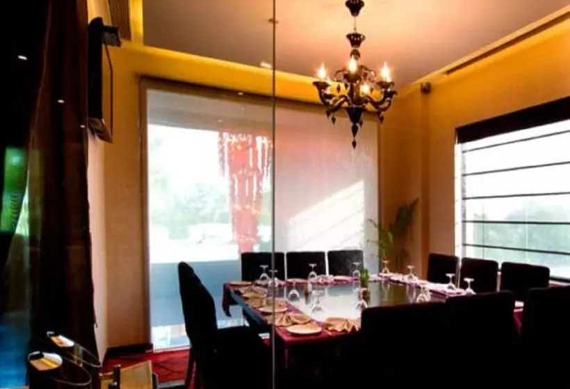 Fotos del hotel The Fern Residency  Chandigarh:  25