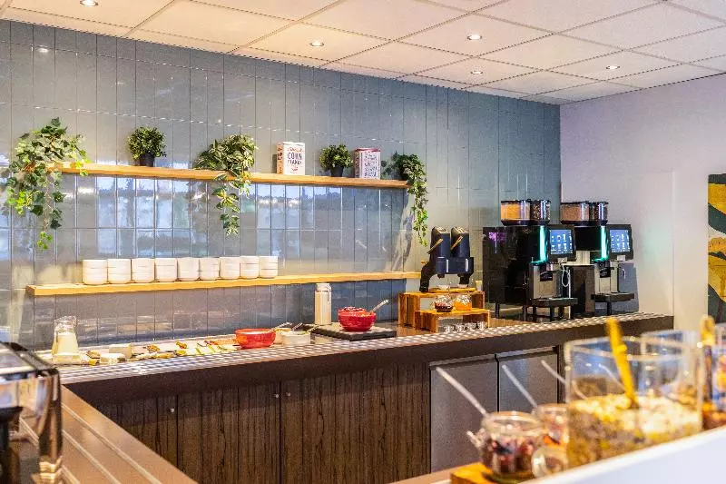 Fotos del hotel Ibis Styles Hotel Brussels Centre Stéphanie:  18