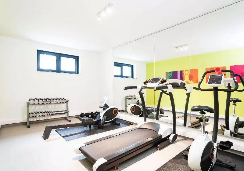 Fotos del hotel Ibis Styles Hotel Brussels Centre Stéphanie:  11