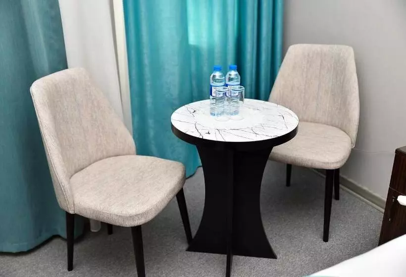 Fotos del hotel Karat Inn:  3