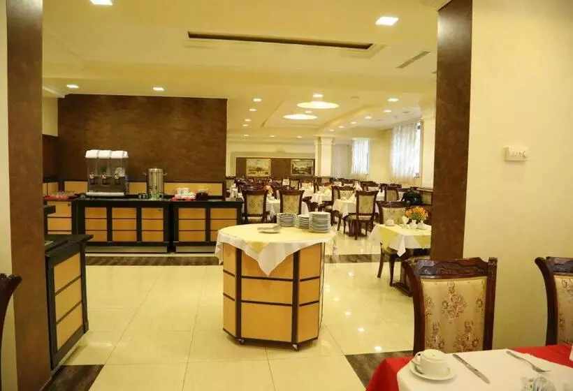 Fotos del hotel Royal Plaza:  3