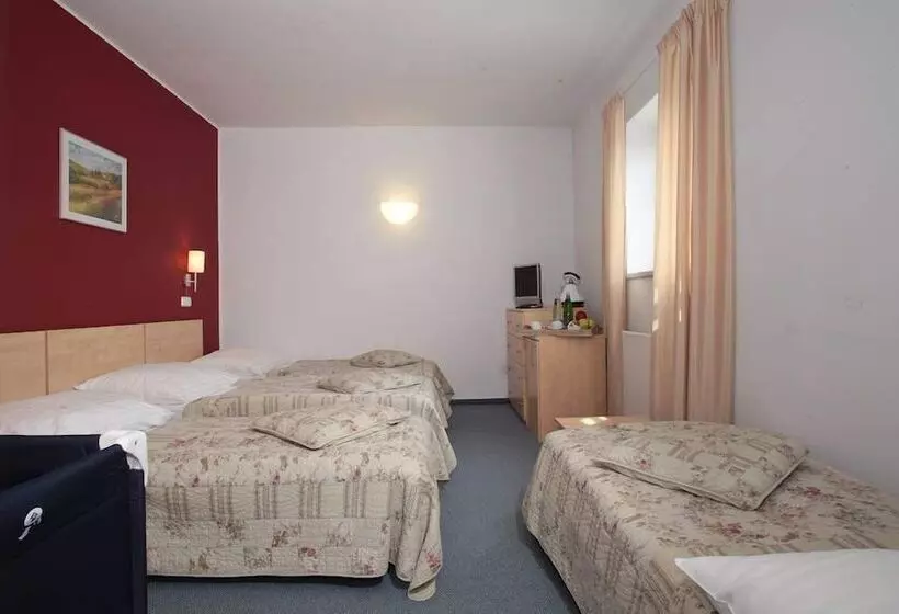 Fotos del hotel Chvalská Tvrz:  9