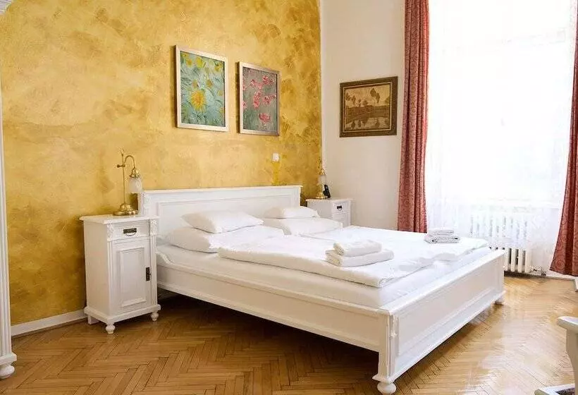 Fotos del hotel U Zlateho Jelena:  20