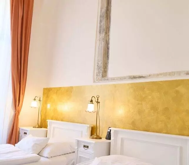 Fotos del hotel U Zlateho Jelena:  23