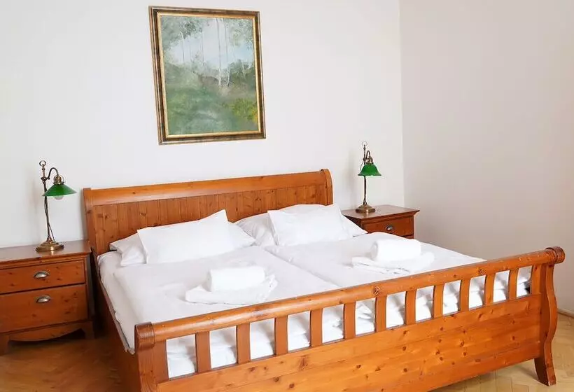 Fotos del hotel U Zlateho Jelena:  24