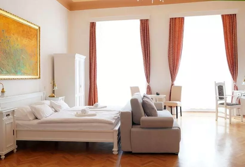 Fotos del hotel U Zlateho Jelena:  21