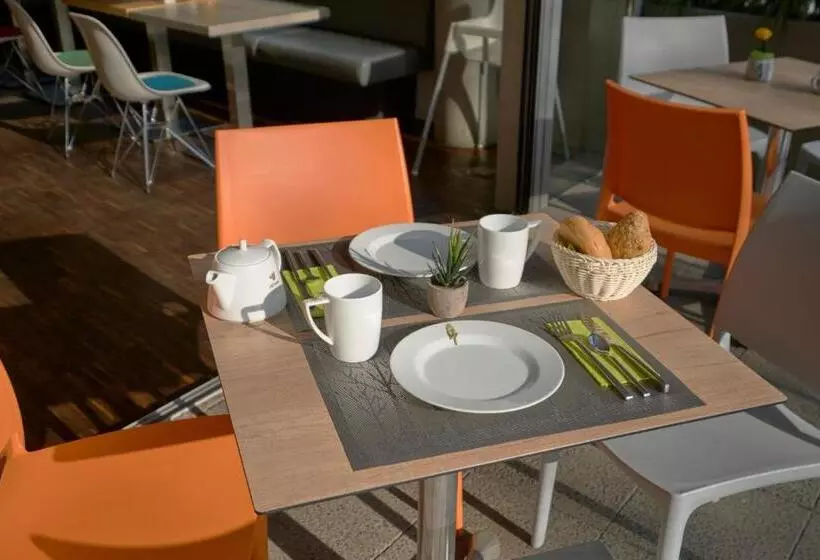 Fotos del hotel Grimm's Berlin Mitte:  4