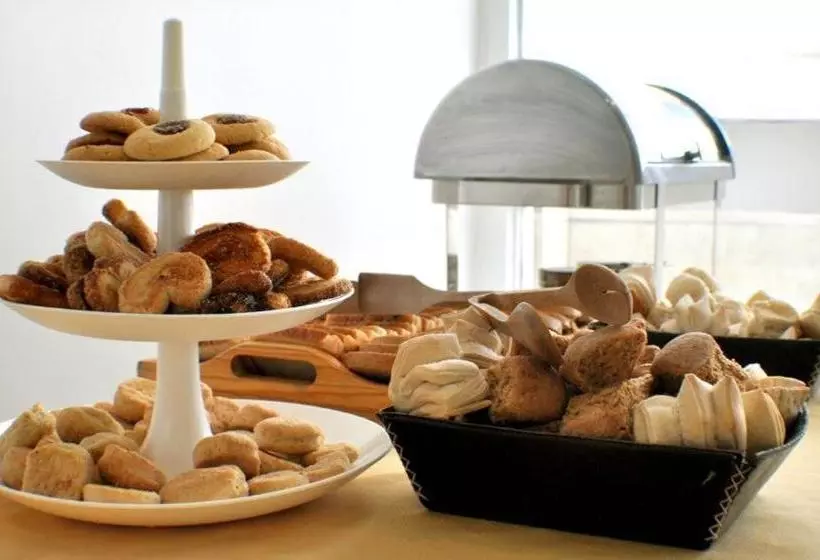 Fotos del hotel Vaness:  6