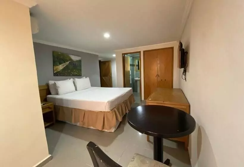 Fotos del hotel Puerta De Oro:  10