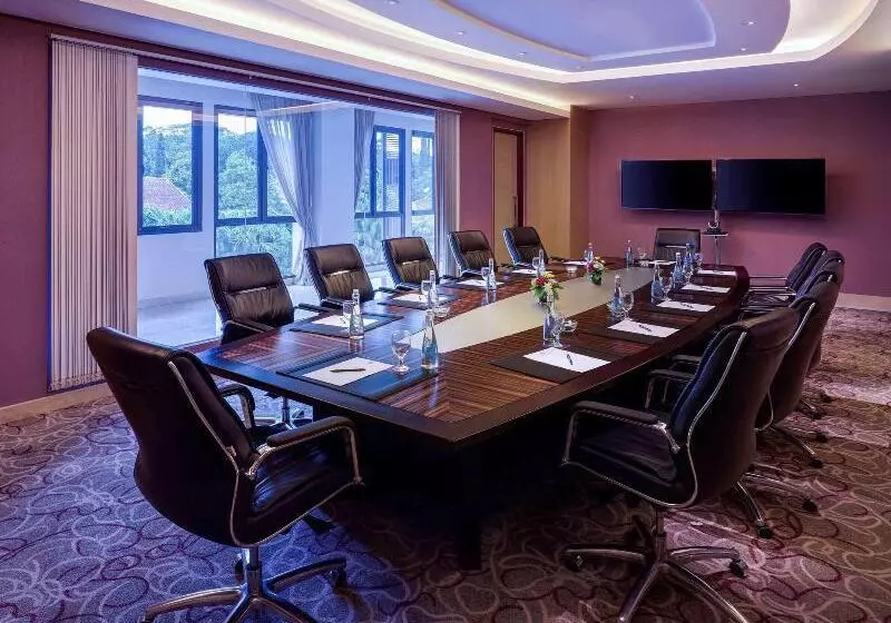 Fotos del hotel Grand Mercure Bandung Setiabudi:  5