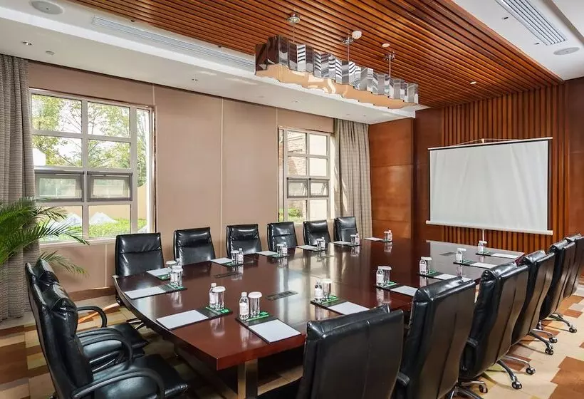 Fotos del hotel Holiday Inn Qingdao Expo, An Ihg:  6