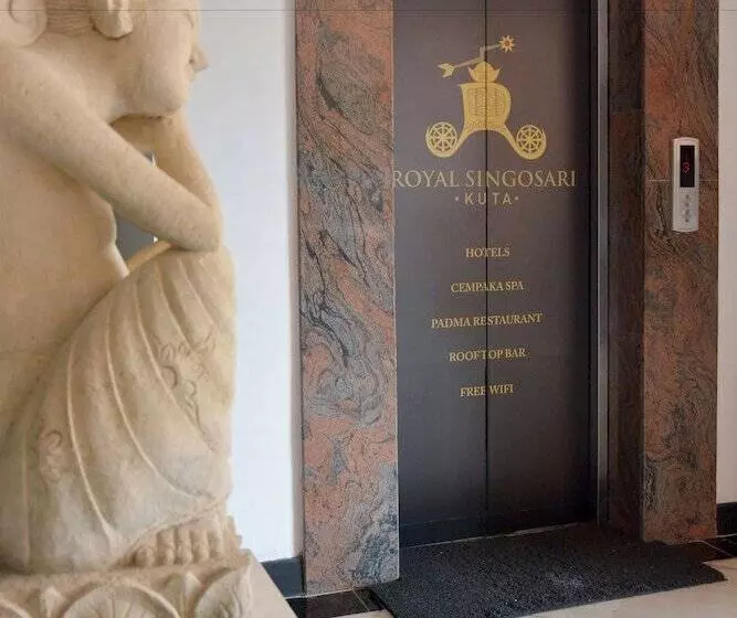 Fotos del hotel Royal Singosari Kuta:  11