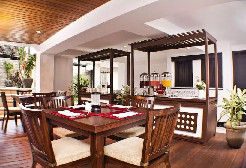 Fotos del hotel Royal Singosari Kuta:  6