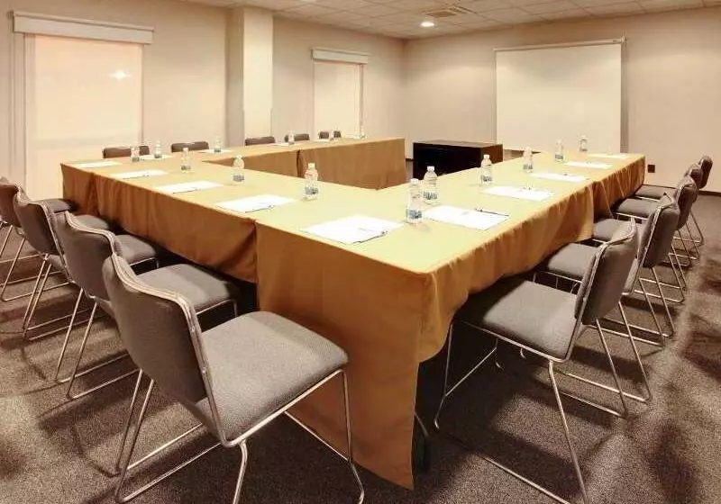 Fotos del hotel City Express Tijuana Insurgentes:  19