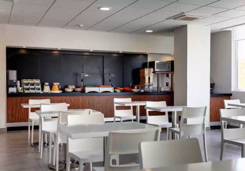 Fotos del hotel City Express Tijuana Insurgentes:  6