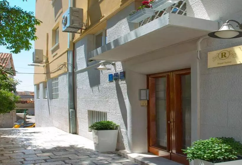 Fotos del hotel Royal Suites:  19