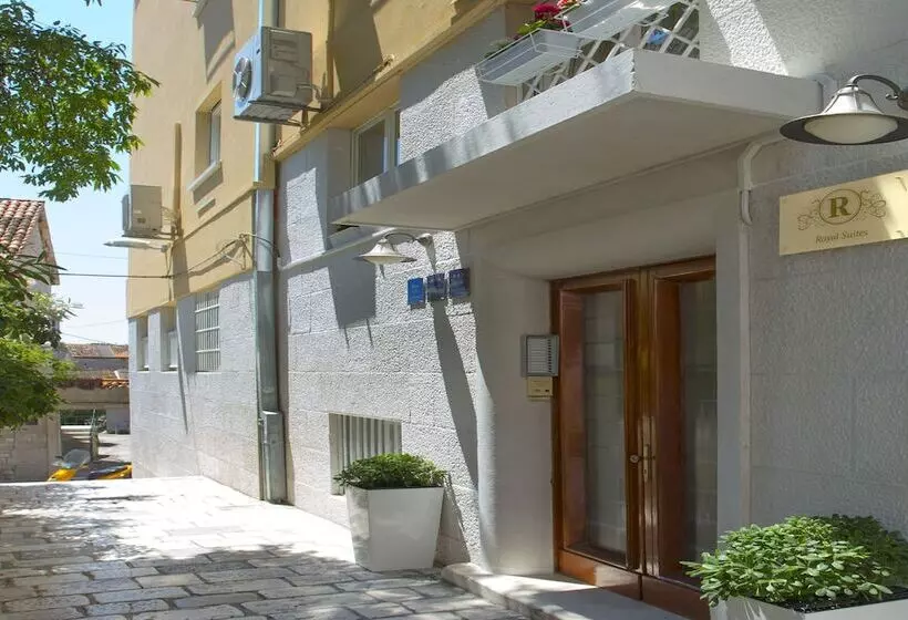 Fotos del hotel Royal Suites:  21