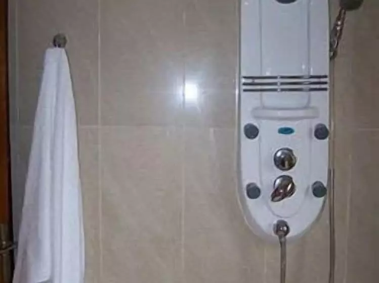 Fotos del hotel Wavecrest  Gambia Apartments:  5
