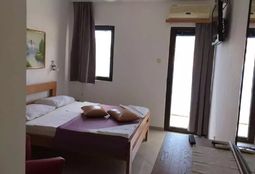 Fotos del hotel Kuc:  10