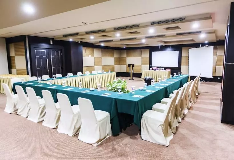 Fotos del hotel Orchardz Jayakarta:  15