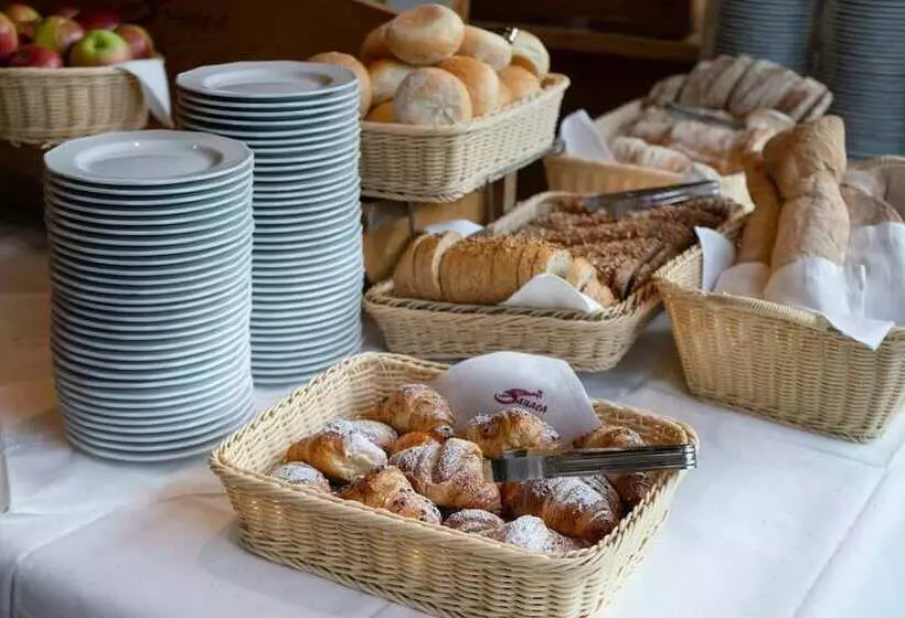 Fotos del hotel Saba?a:  14