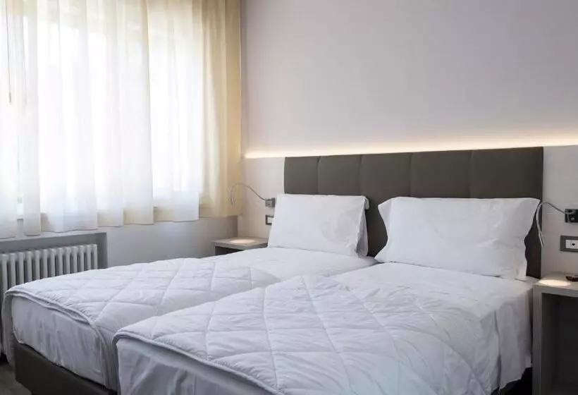 Fotos del hotel Ariston:  25