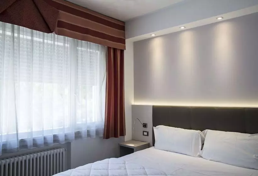 Fotos del hotel Ariston:  19