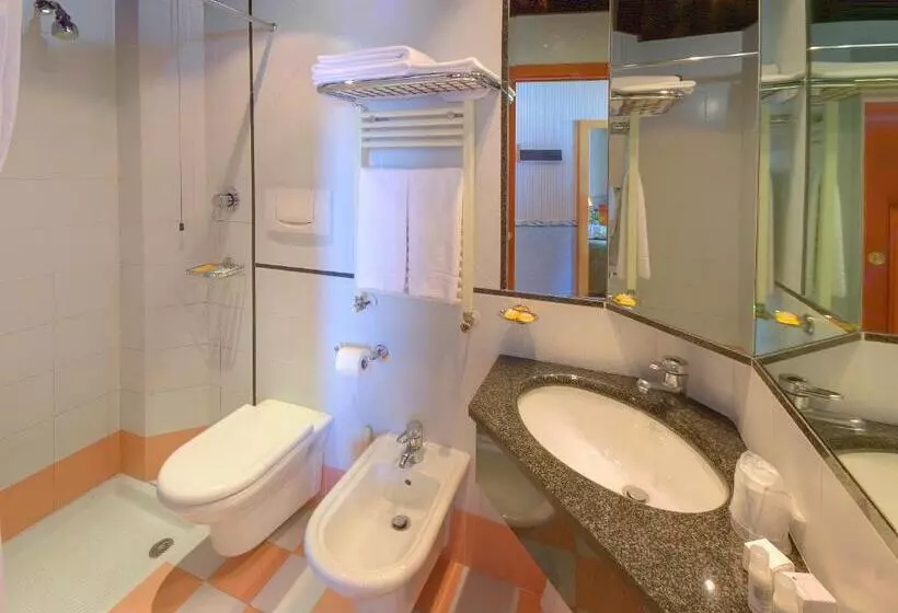 Fotos del hotel Palace:  9