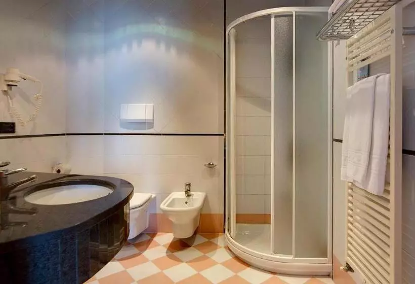 Fotos del hotel Palace:  15