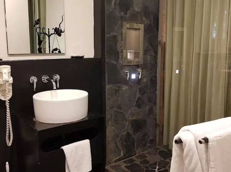 Fotos del hotel The Concierge Boutique Bungalows:  5