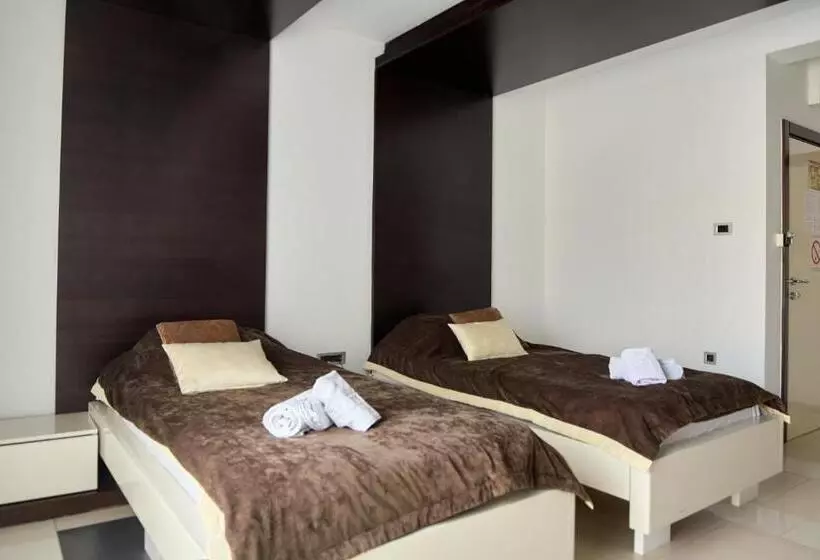 Fotos del hotel Garni Boutique Hotel Arta:  13