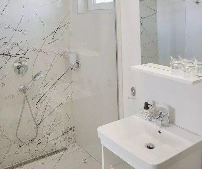 Fotos del hotel Garni Boutique Hotel Arta:  23