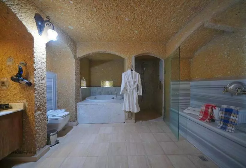 Fotos del hotel Holiday Cave Hotel:  10