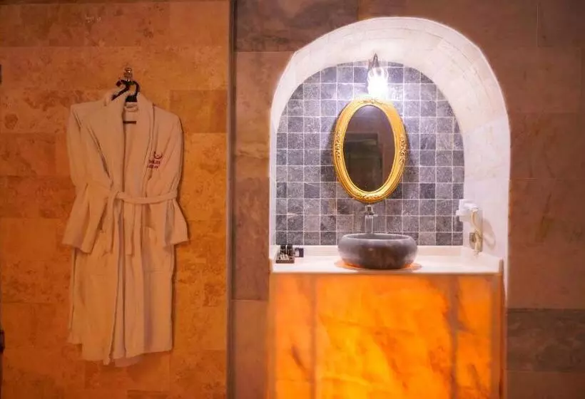 Fotos del hotel Holiday Cave Hotel:  16