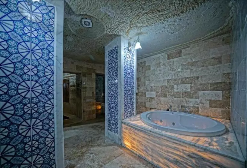 Fotos del hotel Holiday Cave Hotel:  6