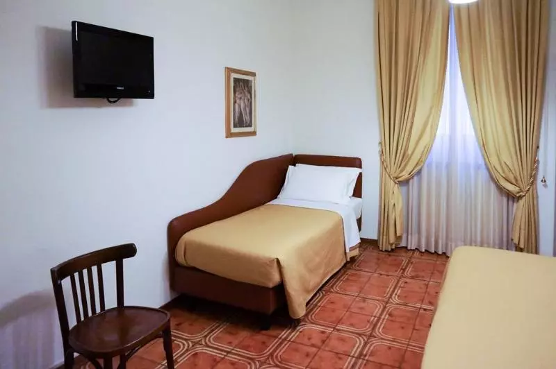 Fotos del hotel Fiorino Florence:  14