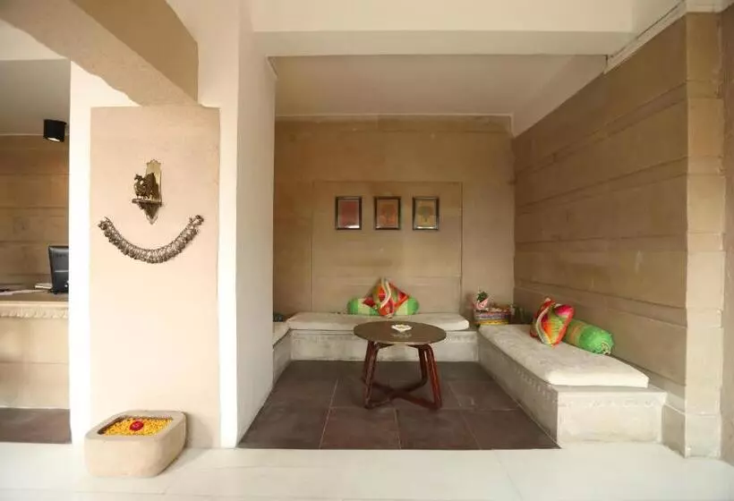 Fotos del hotel Guleria Kothi At Ganges:  3