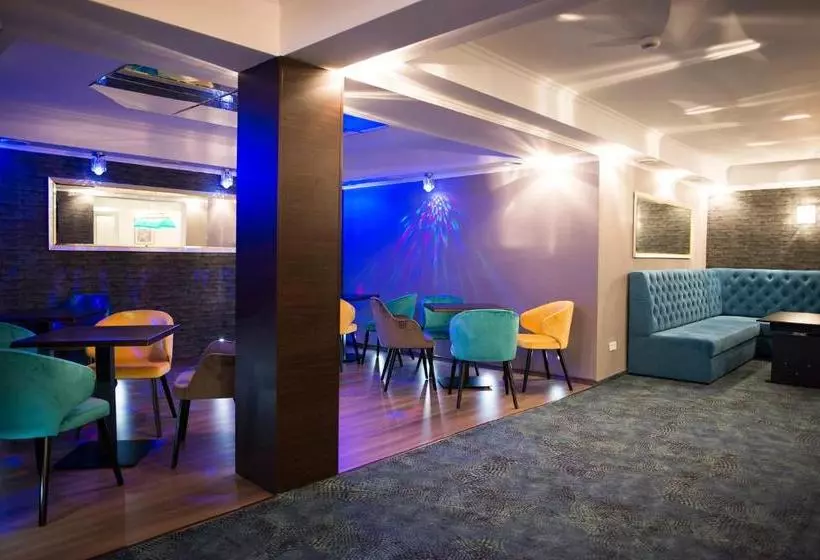 Fotos del hotel Renusz:  10