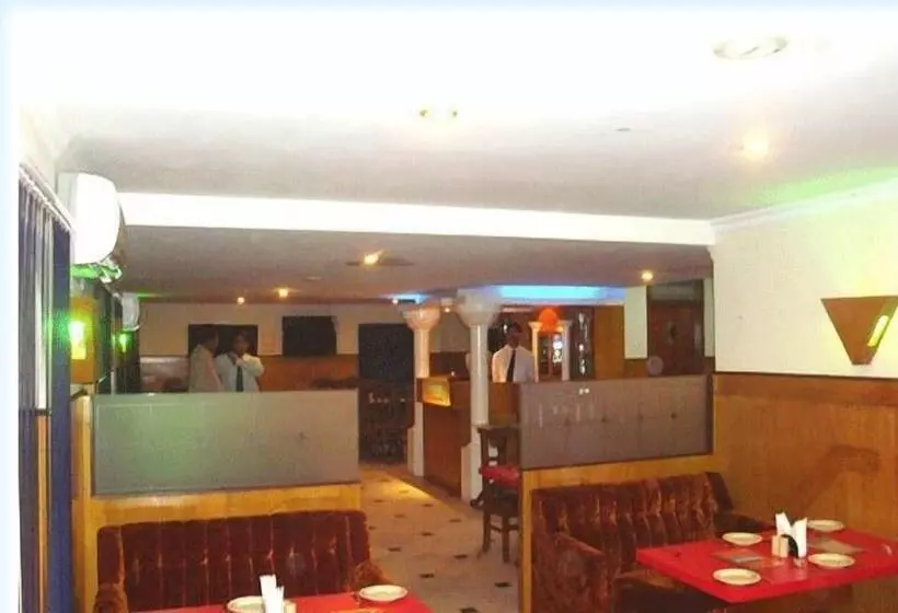 Fotos del hotel East Palace:  11