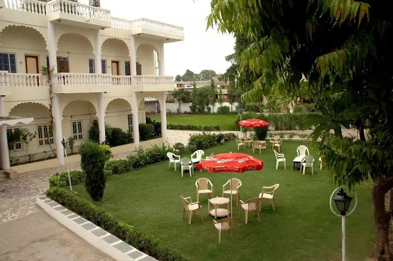 Fotos del hotel Saheli Palace:  5