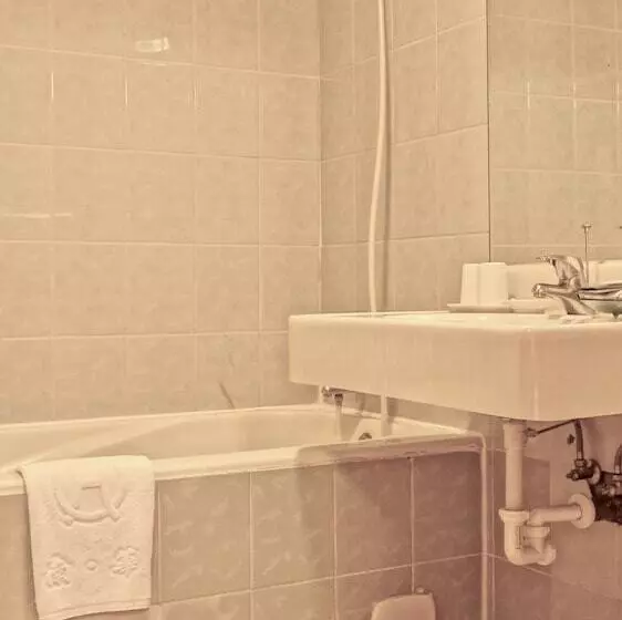 Fotos del hotel Hwa Du:  9