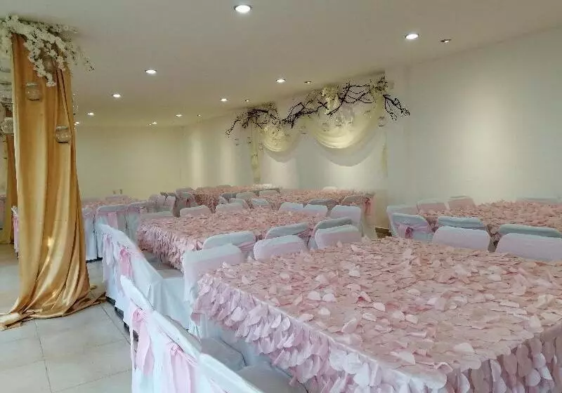 Fotos del hotel Jardines De Luz:  10